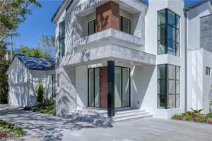 1800 Crayton Road, Naples, FL 34102 - MLS#225076238