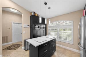 11272 Cypress Tree Circle, Fort Myers, FL 33913 - MLS#225076277