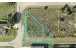 927 Marilyn Avenue, Lehigh Acres, FL 33974 - MLS#225076290
