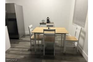 4617 Bayshore Drive, Naples, FL 34112 - MLS#225076292