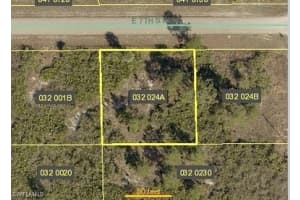 4204 7th Street, Lehigh Acres, FL 33972 - MLS#225076317
