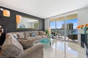 3000 Oasis Grand Boulevard, Fort Myers, FL 33916 - MLS#225076325