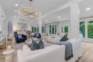 725 2nd Street, Naples, FL 34102 - MLS#225076329