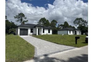 1127 Chipley Street, Lehigh Acres, FL 33974 - MLS#225076334