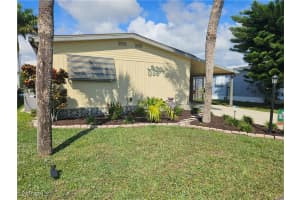 45 Aquamarine Avenue, Naples, FL 34114 - MLS#225076385