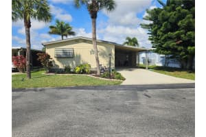 45 Aquamarine Avenue, Naples, FL 34114 - MLS#225076385