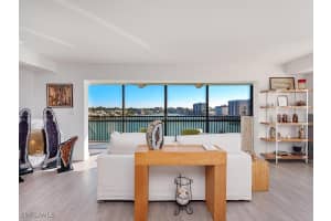 222 Harbour Drive, Naples, FL 34103 - MLS#225076523