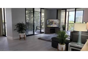 15 Bluebill Avenue, Naples, FL 34108 - MLS#225076533