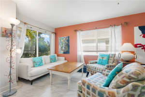 520 99th Avenue, Naples, FL 34108 - MLS#225076540