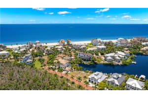 239 Bayfront Drive, Bonita Springs, FL 34134 - MLS#225076559