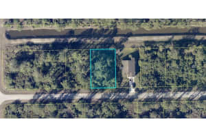 1111 ARTIC Street, Lehigh Acres, FL 33974 - MLS#225076581