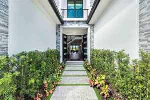 16647 Isola Bella Lane, Naples, FL 34110 - MLS#225076644