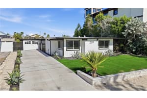 239 Curlew Street, Fort Myers Beach, FL 33931 - MLS#225076645