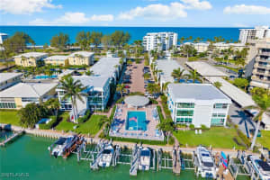 2100 Gulf Shore Boulevard, Naples, FL 34102 - MLS#225076655