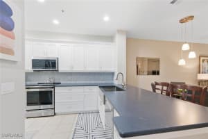 4864 Hampshire Court, Naples, FL 34112 - MLS#225076675