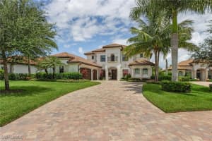 3423 Runaway Ct, Naples