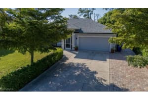 27518 Pinecrest Lane, Bonita Springs, FL 34135 - MLS#225076763