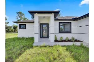 3419 8th Street, Lehigh Acres, FL 33976 - MLS#225076857