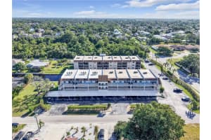 9395 Pennsylvania Avenue, Bonita Springs, FL 34135 - MLS#225076874