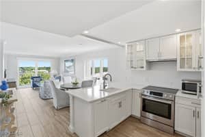 1300 Gulf Shore Boulevard, Naples, FL 34102 - MLS#225076884