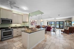 523 La Peninsula Boulevard, Naples, FL 34113 - MLS#225076890