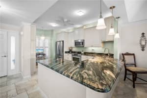 523 La Peninsula Boulevard, Naples, FL 34113 - MLS#225076890