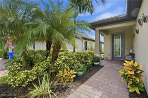 10845 Glenhurst Street, Fort Myers, FL 33913 - MLS#225076998