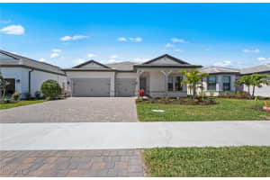 24648 Marina Del Ray Dr, Bonita Springs