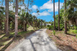 5092 Boxwood Way, Naples