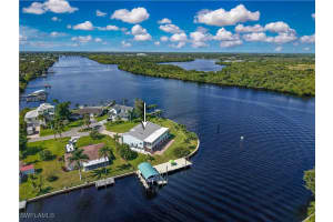 1960 Bahama Avenue, Fort Myers, FL 33905 - MLS#225077106