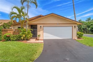 6484 Royal Woods Drive, Fort Myers, FL 33908 - MLS#225077163