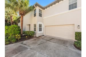 2012 Tarpon Bay Dr N 101, Naples