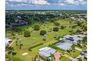 595 Wedge Drive, Naples, FL 34103 - MLS#225077204