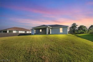 2818 43rd Street, Lehigh Acres, FL 33971 - MLS#225077205