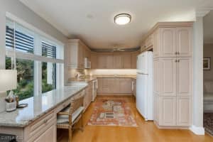 102 Clubhouse Drive, Naples, FL 34105 - MLS#225077221