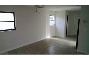 589 106th Avenue, Naples, FL 34108 - MLS#225077232