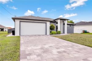 502 25th Place, Cape Coral, FL 33991 - MLS#225077253