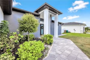 502 25th Place, Cape Coral, FL 33991 - MLS#225077253