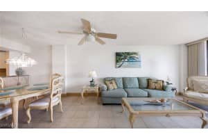 601 Seaview Court, Marco Island, FL 34145 - MLS#225077344