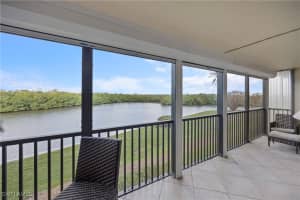 15 Bluebill Avenue, Naples, FL 34108 - MLS#225077359