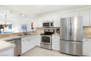 905 New Waterford Drive, Naples, FL 34104 - MLS#225077362