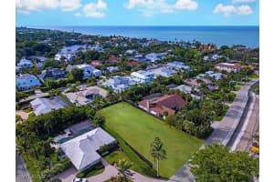 280 Golf Drive, Naples, FL 34102 - MLS#225077363