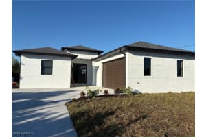 3704 12th St SW, Lehigh Acres, FL 33976 - MLS#225077386