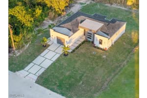 702 Irving Avenue, Lehigh Acres, FL 33971 - MLS#225077389