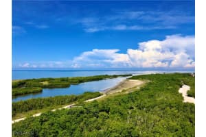 440 Seaview Court, Marco Island, FL 34145 - MLS#225077429