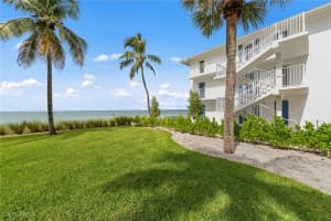 10573 Gulf Shore Drive, Naples, FL 34108 - MLS#225077439