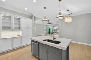 8904 Yucatan Court, Naples, FL 34112 - MLS#225077441