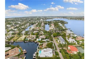 2170 Marina Drive, Naples, FL 34102 - MLS#225077448