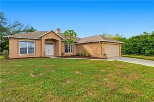 1622 8th Place, Cape Coral, FL 33909 - MLS#225077499