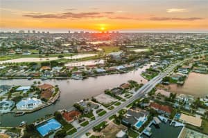 450 Barfield Drive, Marco Island, FL 34145 - MLS#225077575